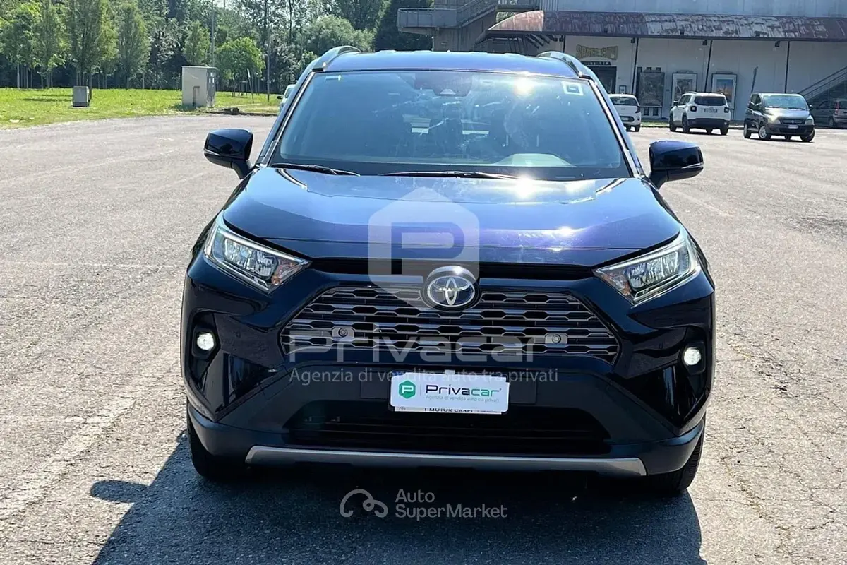 Second-hand Toyota RAV4 Active 218 CP (160 kW) 2024 Albastru SUV