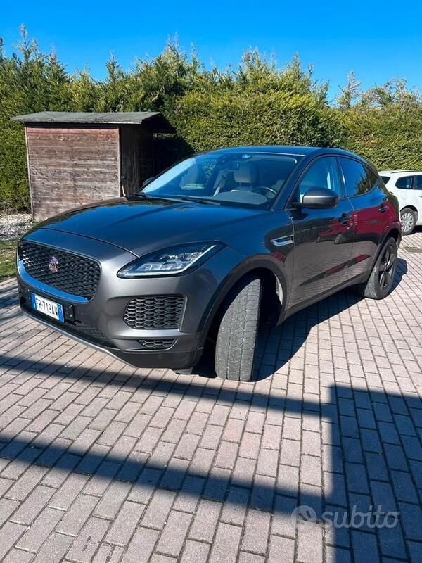 Usata 2018 Jaguar E-Pace SUV | 18.000 € (Cara) - Immagine 1/4