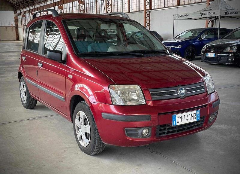 Usata Fiat Panda Dynamic 60 CV (44 kW) 2004 Rosso Utilitaria