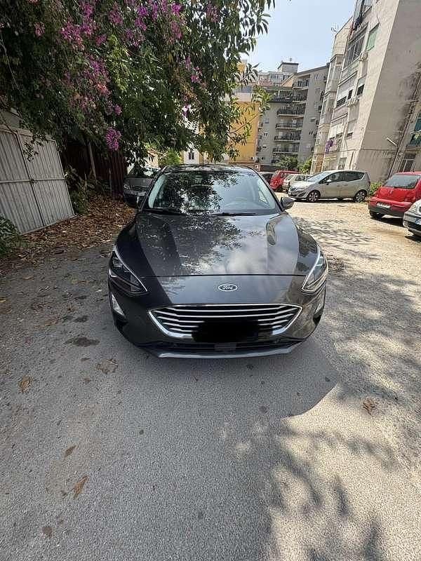 Usata Ford Focus 101 CV (74 kW) 2018 Berlina