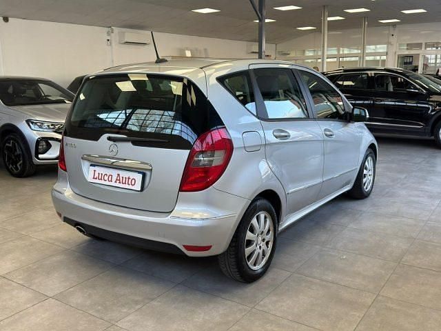 Usata Mercedes A160 95 CV (69 kW) 2009 Argento Berlina