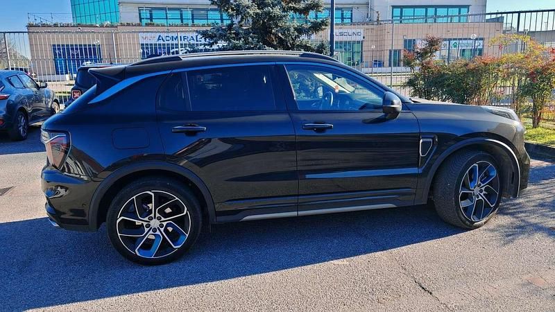 Usata Lynk & Co 01 179 CV (131 kW) 2022 Nero SUV