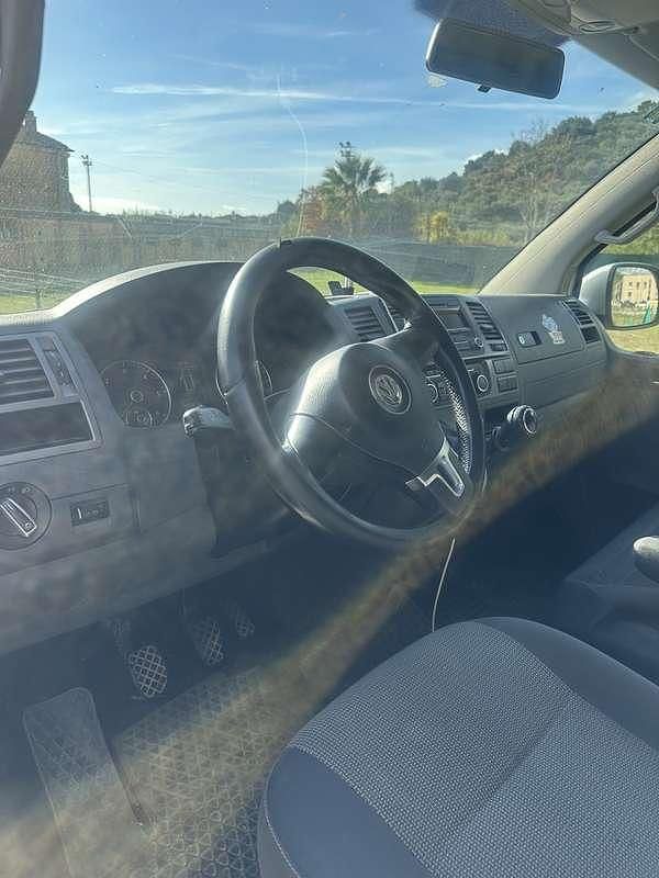 Usata VW Caravelle 140 CV (102 kW) 2014 Argento Furgone