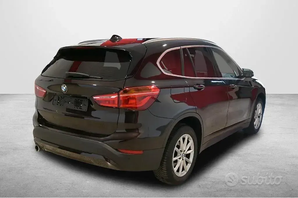 Usata BMW X1 Advantage 116 CV (85 kW) 2021 Nero SUV