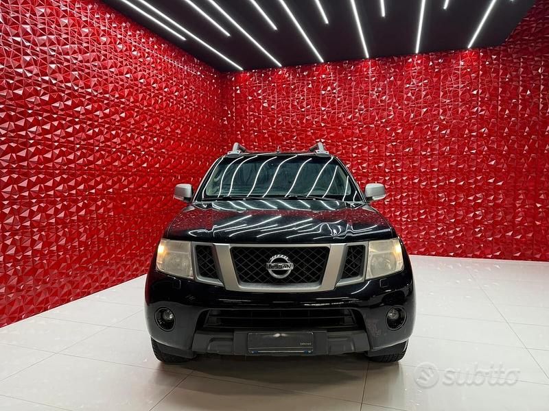 Usata Nissan Navara 231 CV (169 kW) 2013 Nero Pick-up