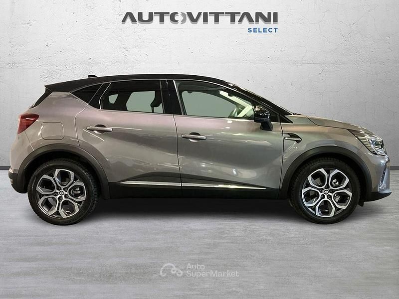 Usata Renault Captur Intens 92 CV (67 kW) 2022 Gray SUV