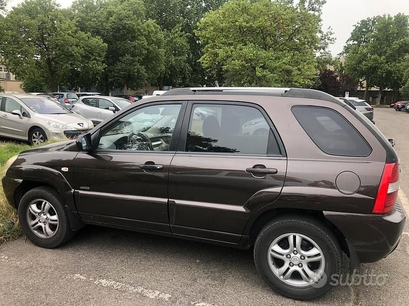 Marrone Usata 2006 Kia Sportage SUV | 1000 € (Buon prezzo) - Immagine 1/4