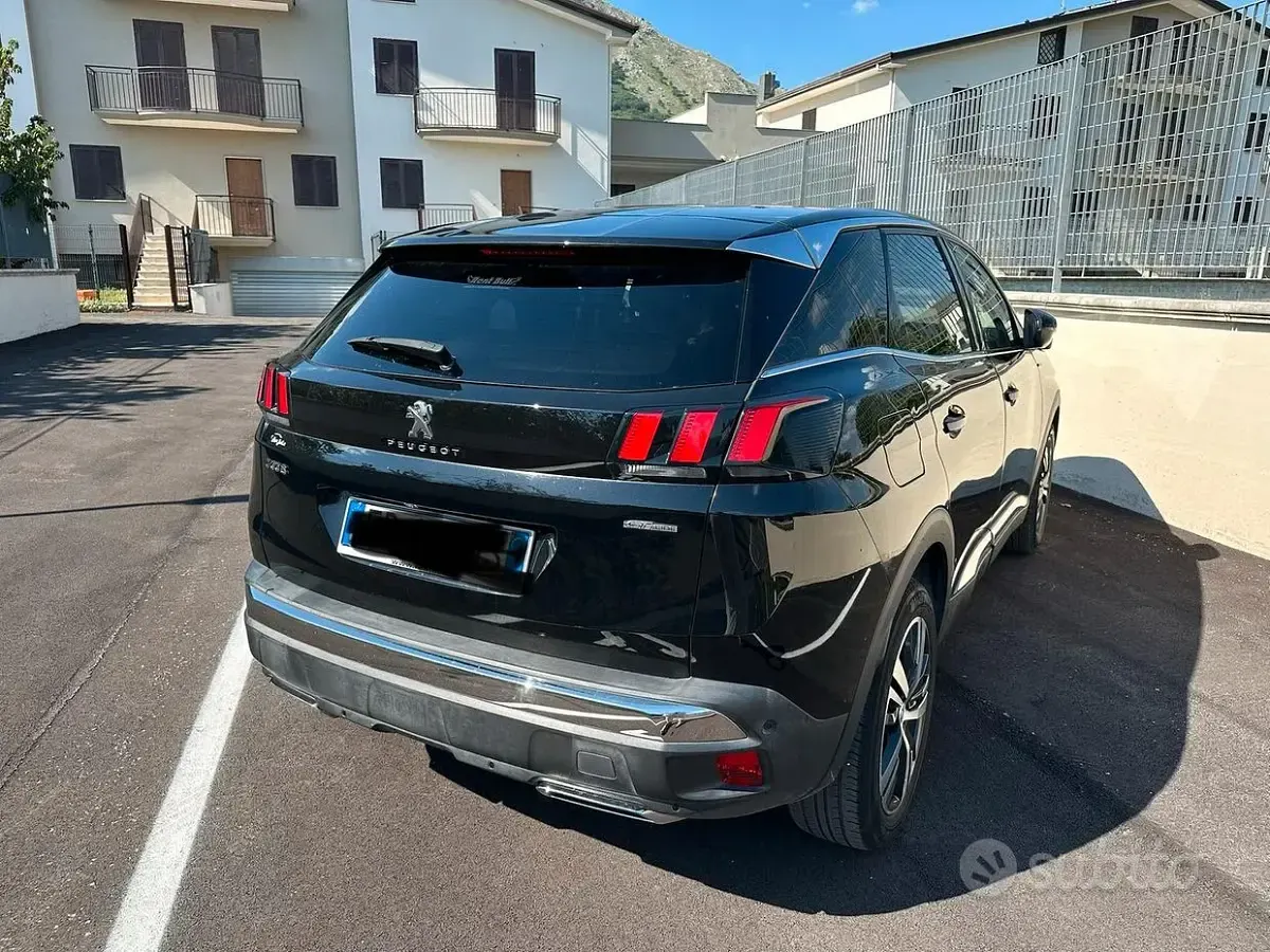 Usata Peugeot 3008 GT-line 131 CV (96 kW) 2018 Nero SUV