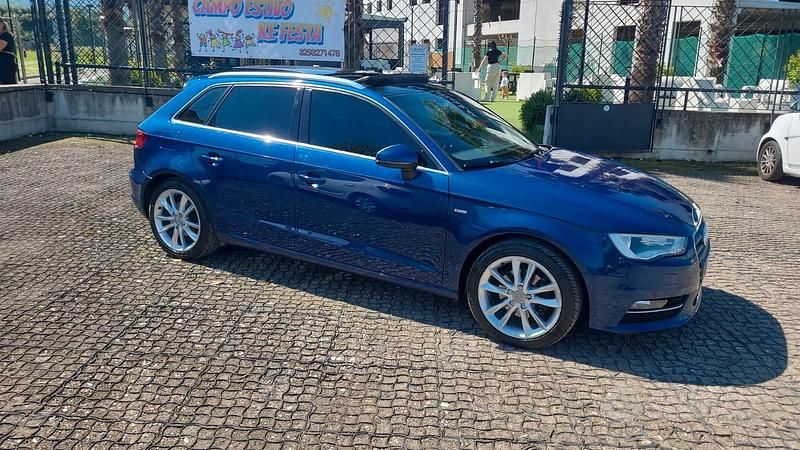 Usata Audi A3 Comfort 150 CV (110 kW) 2015 Blu Berlina