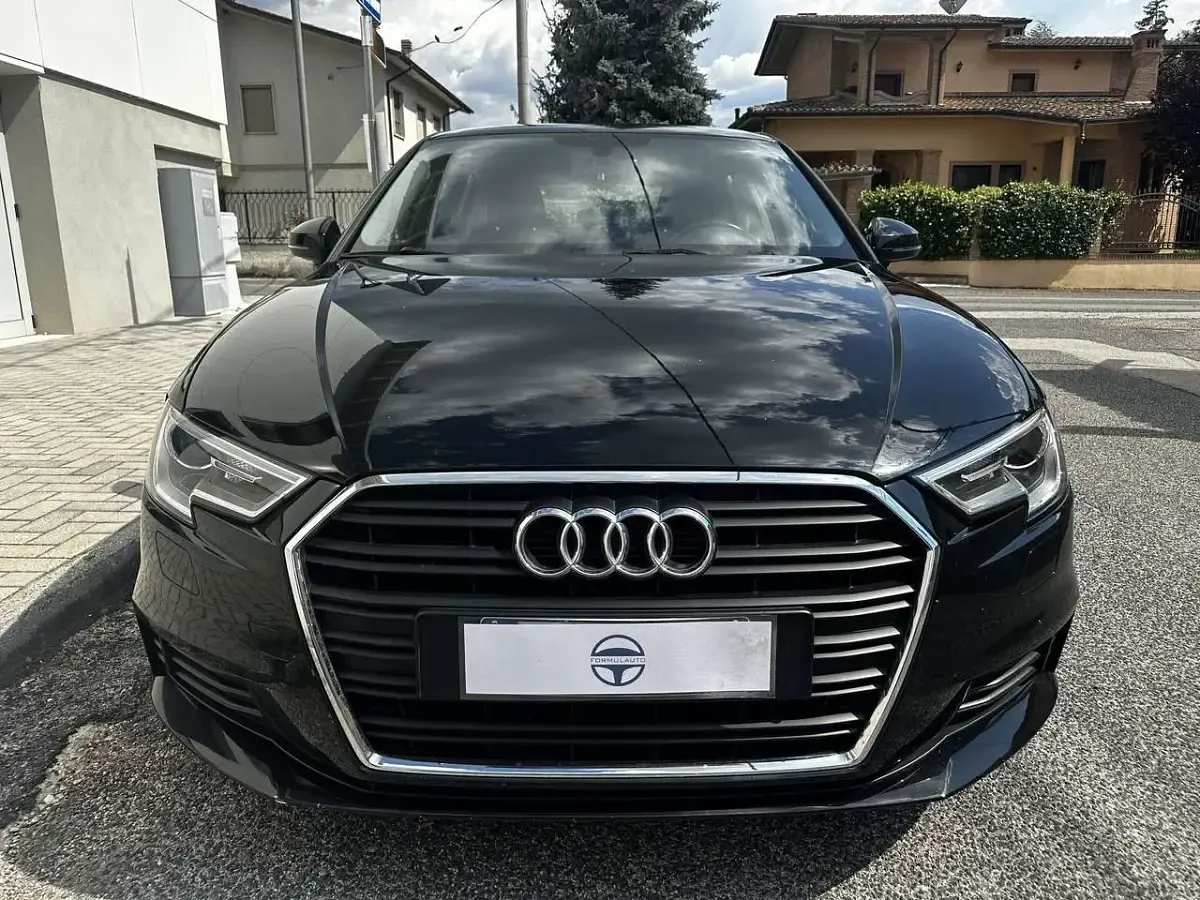 Usata Audi A3 Business 116 CV (85 kW) 2018 Nero Berlina