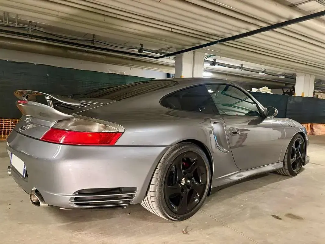 Usata Porsche 996 420 CV (308 kW) 2000 Grigio Coupé