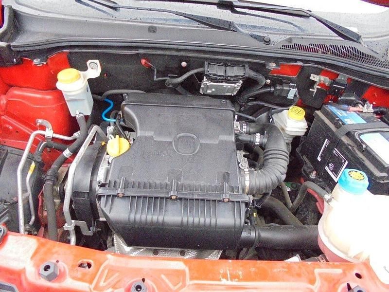 Usata Fiat Doblò 95 CV (69 kW) 2019 Rosso Monovolume