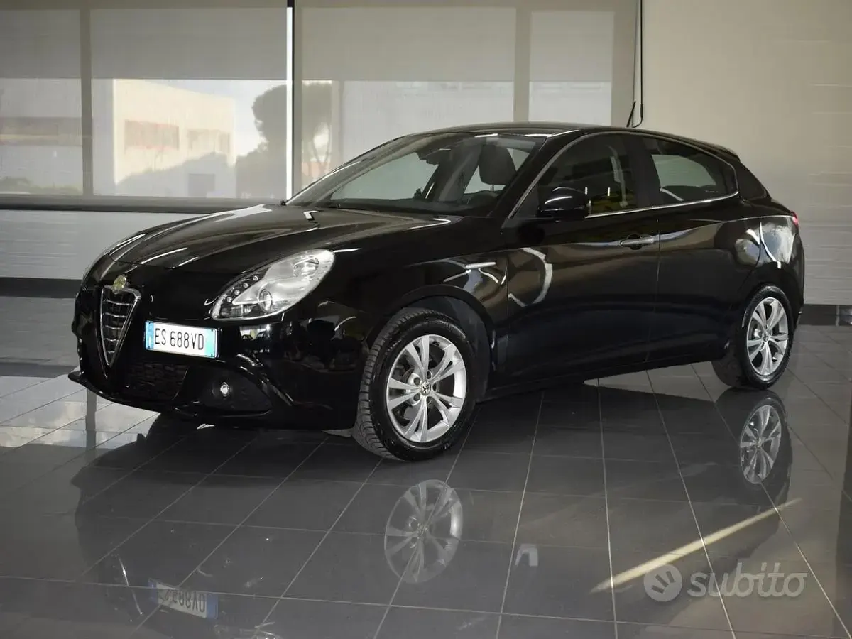 Gebraucht Alfa Romeo Giulietta Business 118 PS (86 kW) 2013 Schwarz Kleinwagen