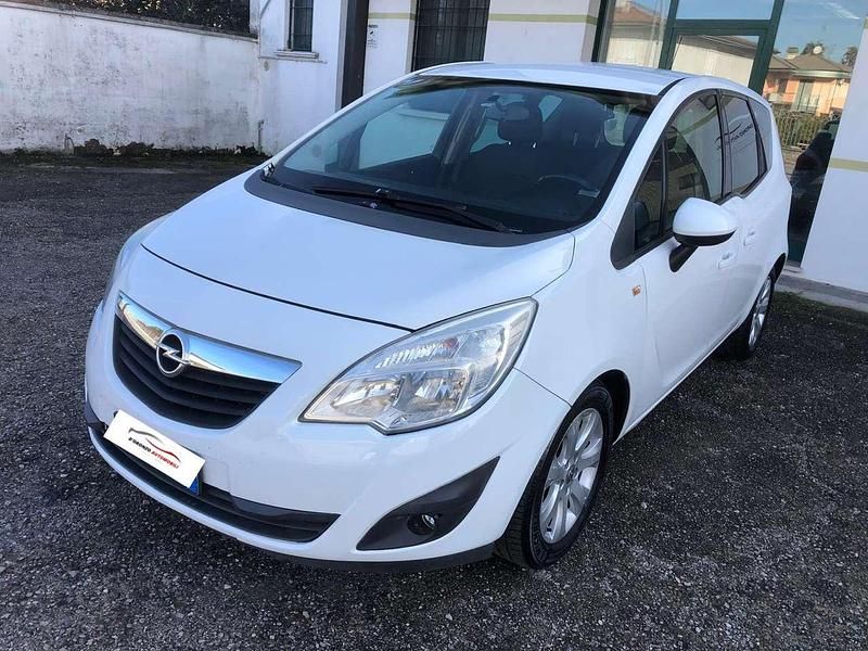 Usata Opel Meriva 120 CV (88 kW) 2013 Other Monovolume