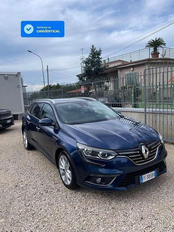 Blu/azzurro Usata 2016 Renault Mégane IV Zen Station wagon | 5600 € (Super prezzo) - Immagine 1/4