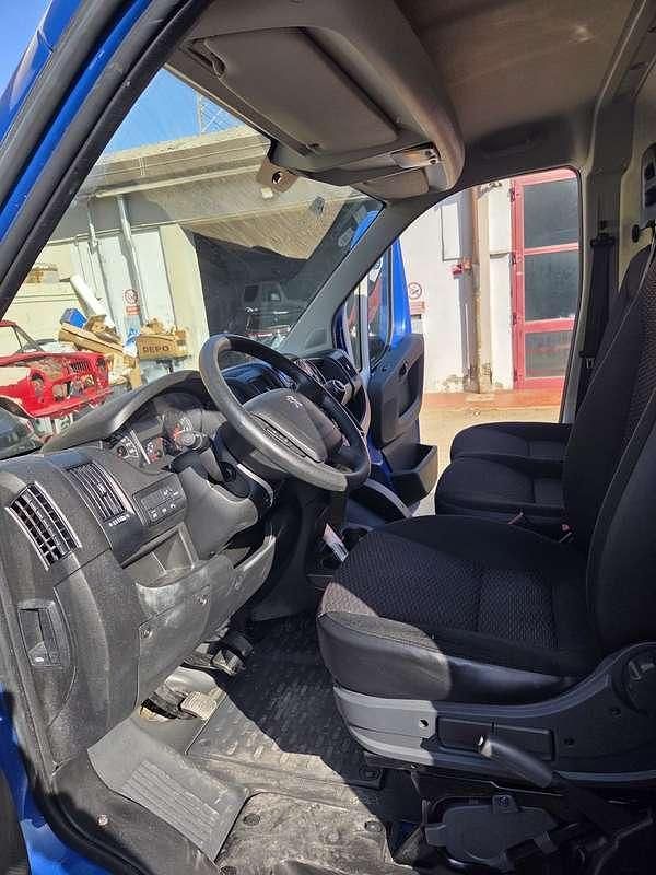 Usata Peugeot Boxer Premium 140 CV (102 kW) 2021 Furgone