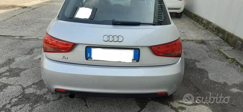 Usata Audi A1 Ambition 105 CV (77 kW) 2010 Grigio Utilitaria