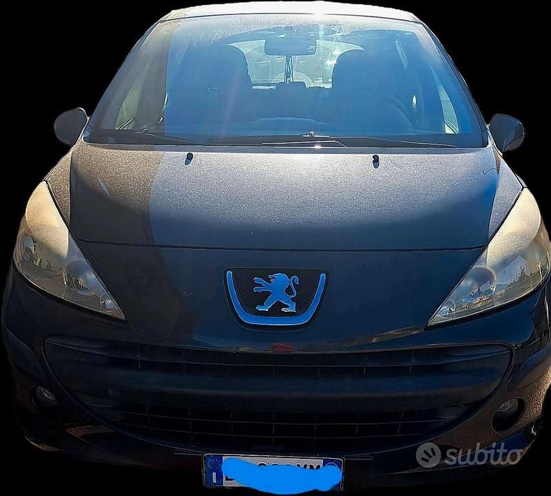 Nero Usata 2008 Peugeot 207 Tre volumi | 1300 € (Super prezzo) - Immagine 1/4