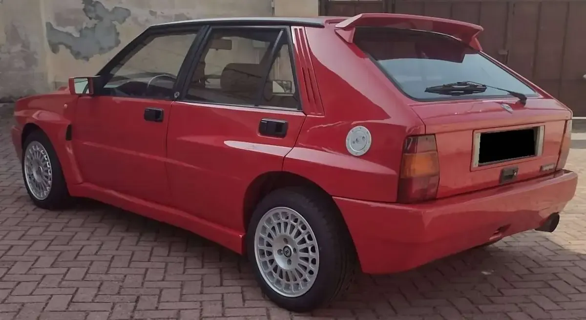 Usata Lancia Delta 131 CV (96 kW) 1990 Rosso Utilitaria