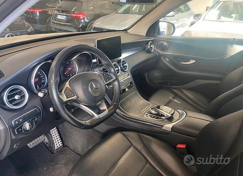 Usata Mercedes GLC250 Premium 211 CV (155 kW) 2019 Grigio Berlina
