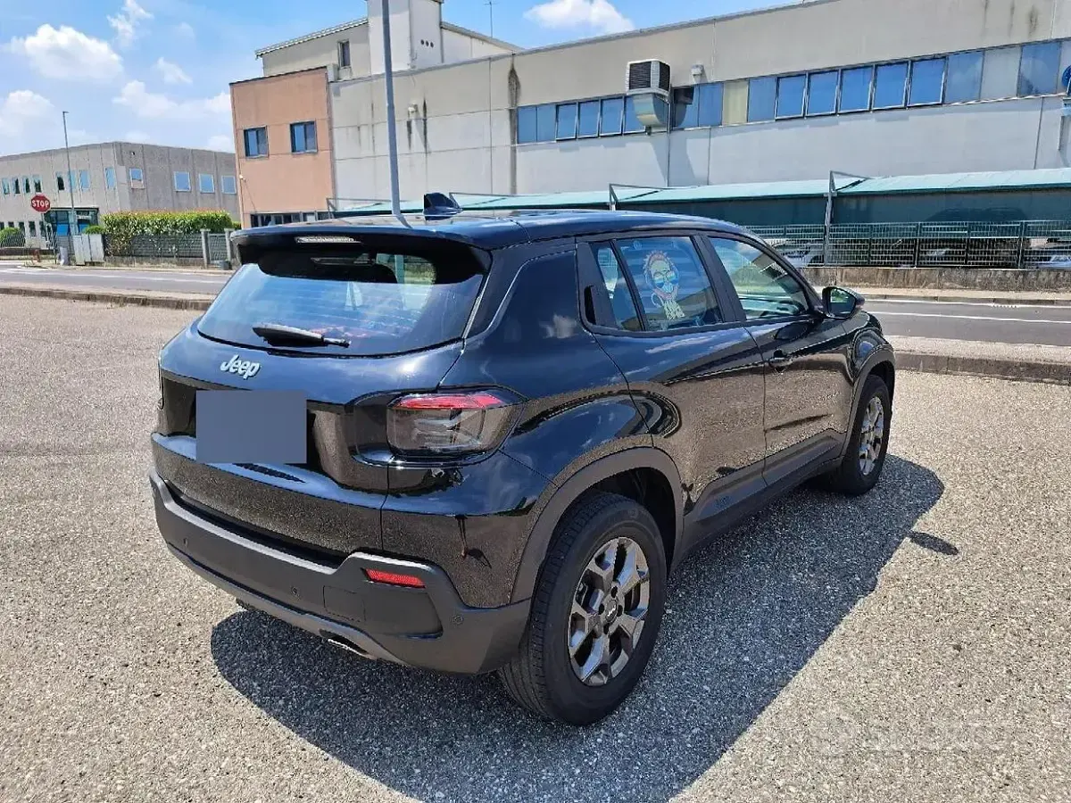 Usata Jeep Avenger 101 CV (74 kW) 2024 Nero SUV