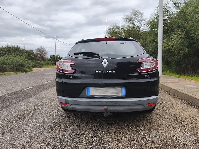 Usata Renault Mégane III 110 CV (80 kW) 2014 Nero Station wagon
