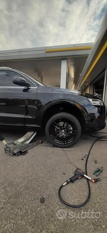 Usata Audi Q3 Ambiente 150 CV (110 kW) 2016 Nero SUV
