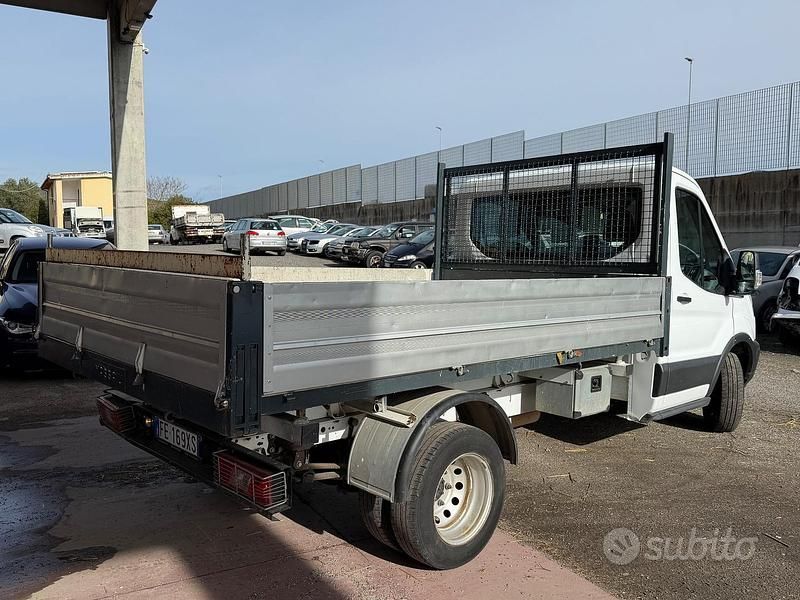 Usata Ford Transit 130 CV (95 kW) 2017 Bianco Monovolume
