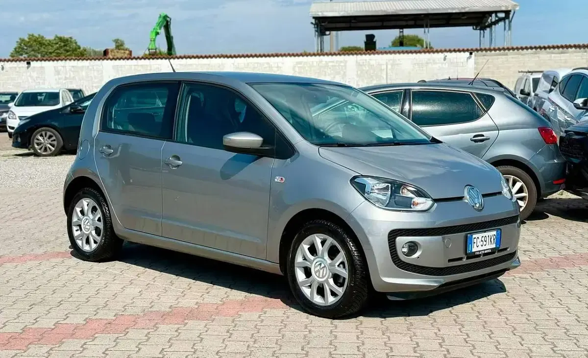 Usata VW up! Move 60 CV (44 kW) 2016 Argento Utilitaria