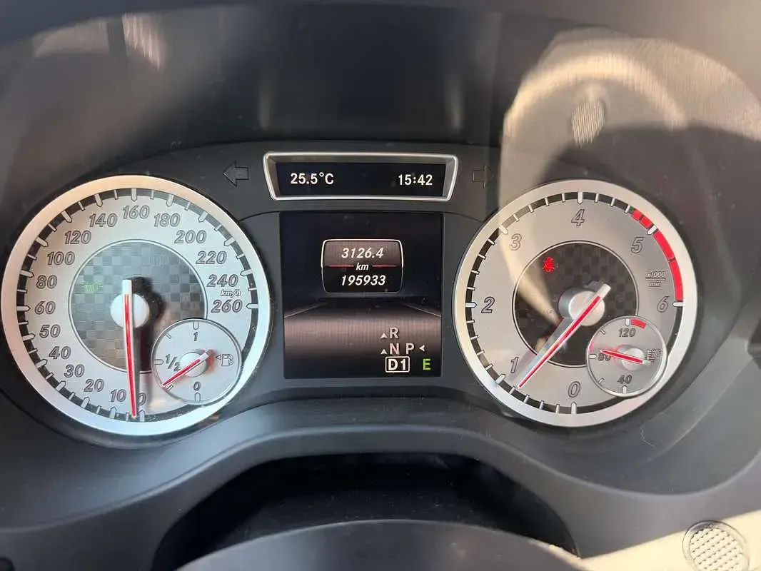 Usata Mercedes 180 109 CV (80 kW) 2015 Bianco Berlina