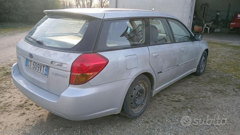 Usata Subaru Legacy 2005 Grigio Station wagon