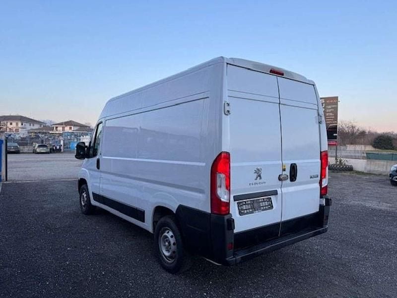 Usata Peugeot Boxer 140 CV (102 kW) 2022 Bianco Furgone