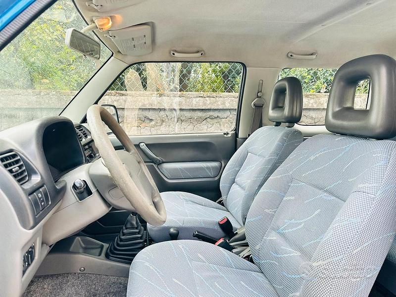 Usata Suzuki Jimny 80 CV (58 kW) 2005 SUV