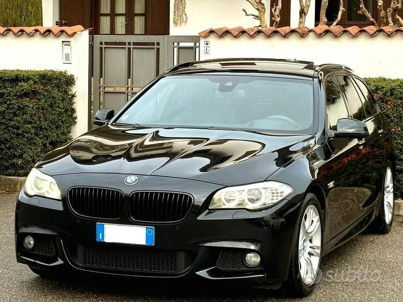 Usata BMW 520 M Sport 183 CV (134 kW) 2013 Blu Station wagon
