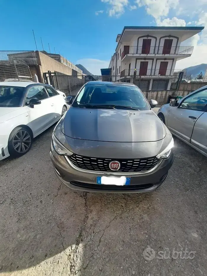 Usata Fiat Tipo 120 CV (88 kW) 2016 Berlina