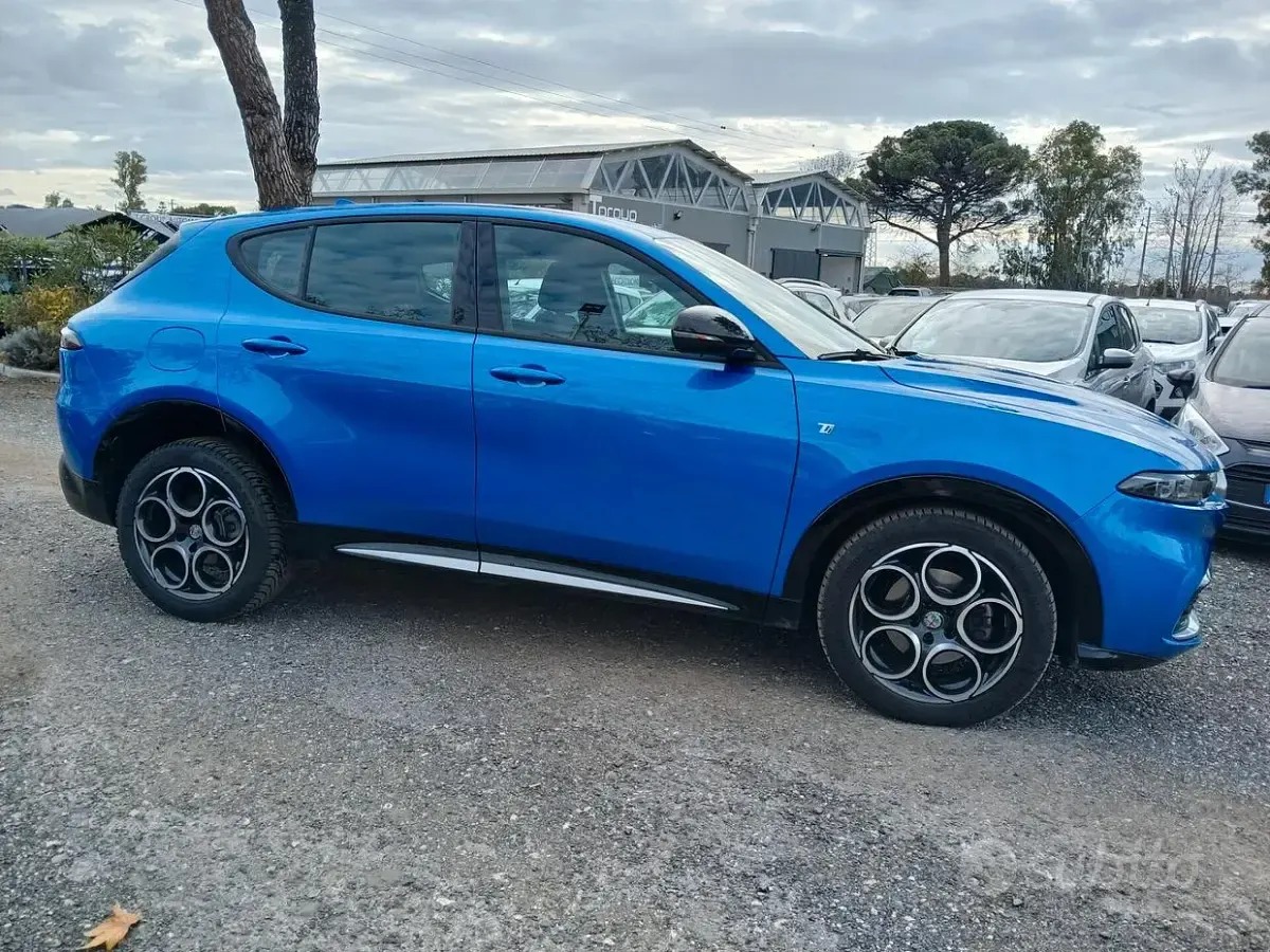 Usata Alfa Romeo Tonale Veloce 131 CV (96 kW) 2024 Blu SUV