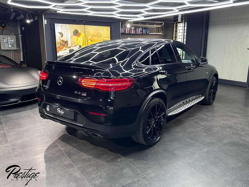 Usata Mercedes GLC43 AMG AMG 367 CV (269 kW) 2019 Nero Coupé