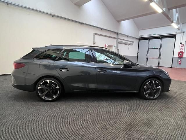 Usata Cupra Leon 150 CV (110 kW) 2025 Grigio scuro Station wagon