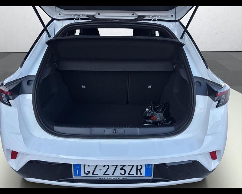 Usata Opel Mokka 136 CV (100 kW) 2025 Bianco SUV