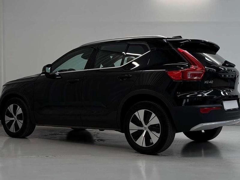 Usata Volvo XC40 Core 129 CV (94 kW) 2022 Onyx black SUV
