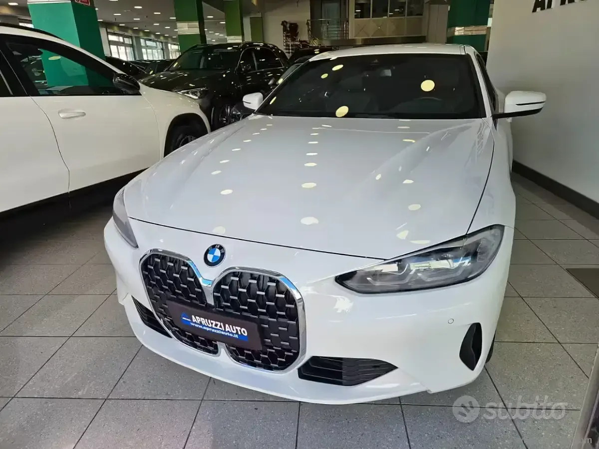 Usata BMW 420 Coupé Sport Line 190 CV (139 kW) 2022 Bianco Coupé