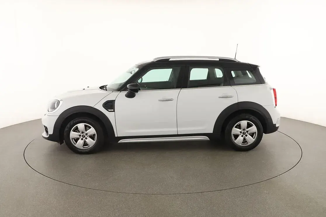 Usata Mini One Countryman 102 CV (75 kW) 2020 Bianco SUV