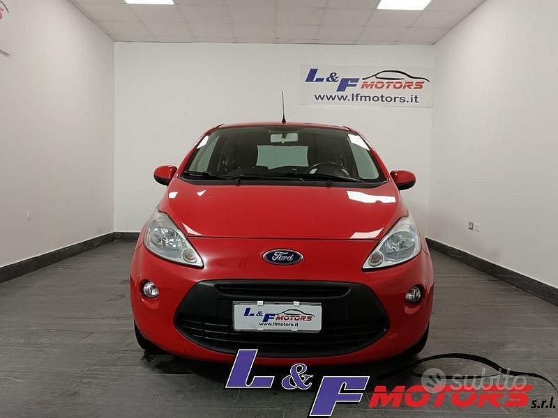 Usata Ford Ka 69 CV (50 kW) 2015 Rosso Utilitaria