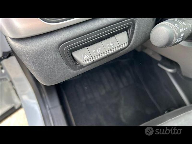 Usata Renault Captur Zen 91 CV (66 kW) 2022 Bianco SUV