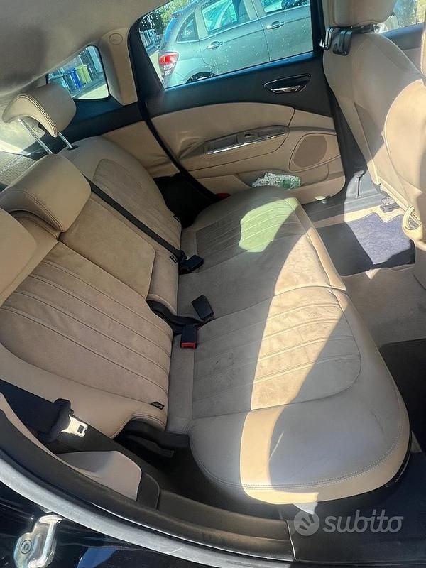 Usata Lancia Delta 120 CV (88 kW) 2011 Utilitaria