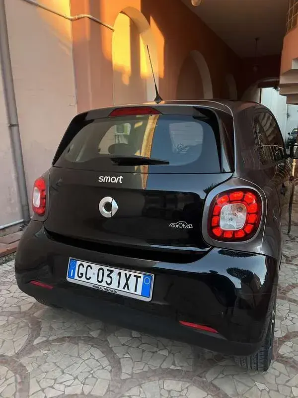 Usata Smart ForFour Passion 71 CV (52 kW) 2017 Utilitaria