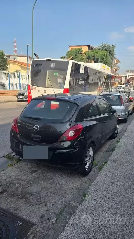 Usata Opel Corsa 80 CV (58 kW) 2007 Nero Utilitaria