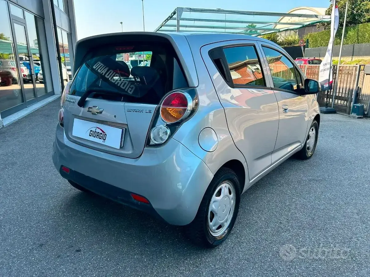 Usata Chevrolet Spark LS 68 CV (50 kW) 2012 Grigio Utilitaria