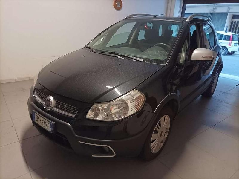 Usata Fiat Sedici Dynamic 120 CV (88 kW) 2012 SUV