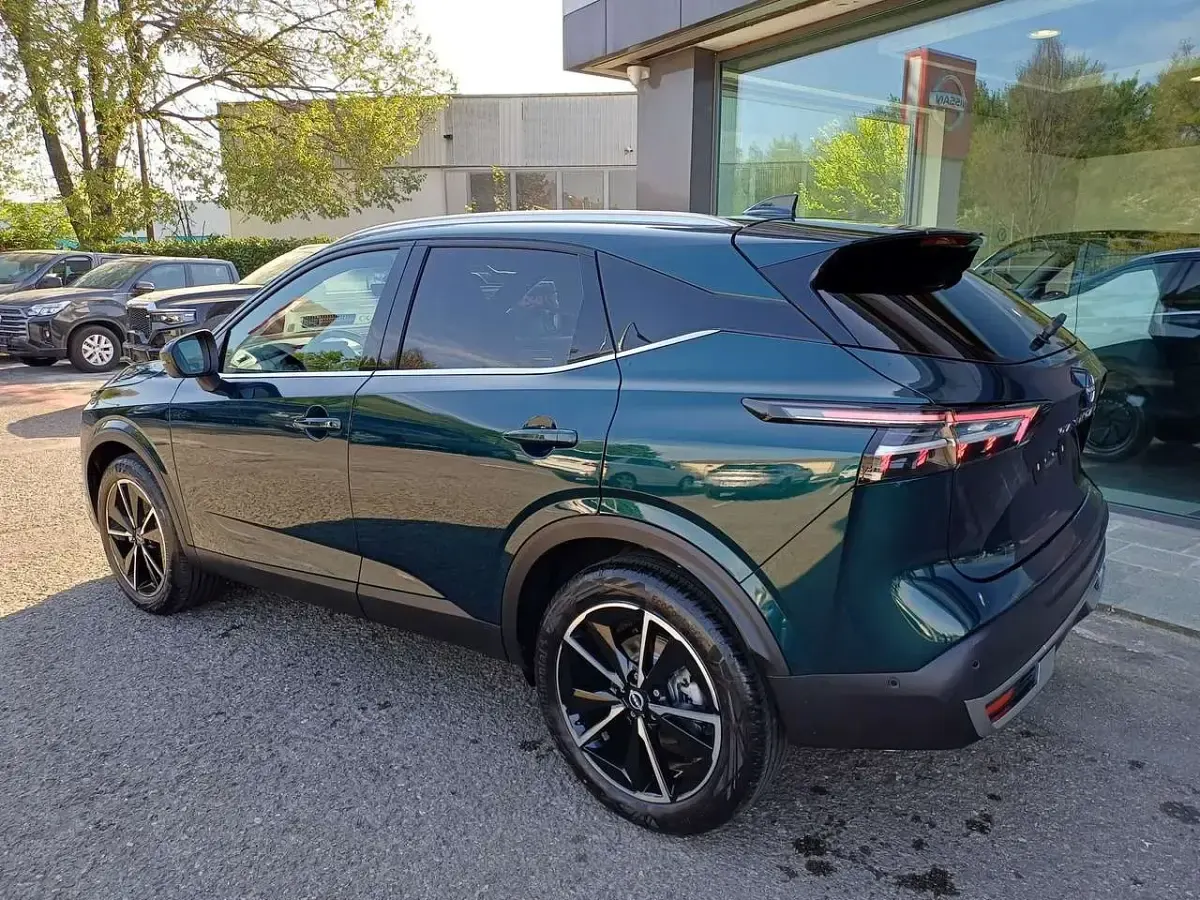 Nuova Nissan Qashqai Tekna 158 CV (116 kW) 2026 Verde SUV
